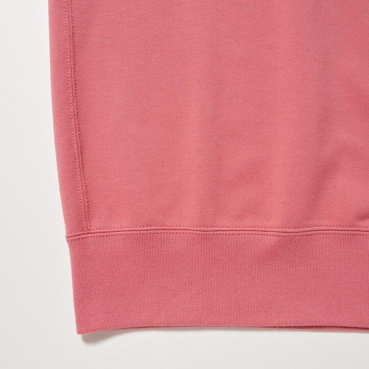 svart uniqlo herrtröja med huva