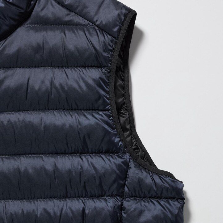 marinblå uniqlo ultra light dunjackor för herr