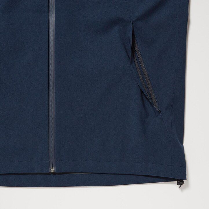 olivgrön uniqlo blocktech 3d cut herrjackor