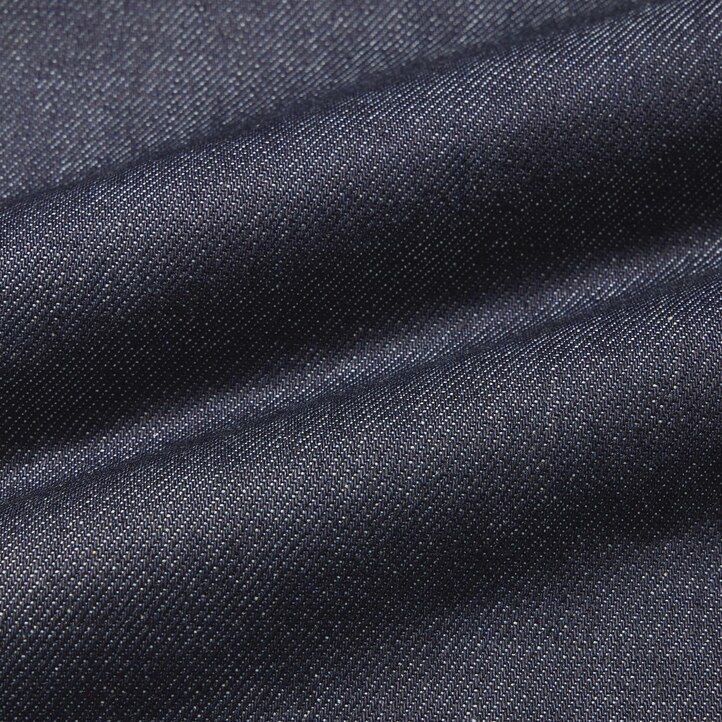 marinblå uniqlo selvedge stretch slim fit herrjeans