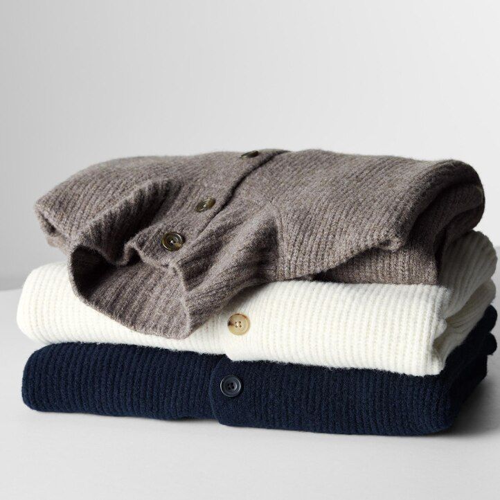 bruna uniqlo souffle garn låg gauge morfarskrage herrtröjor
