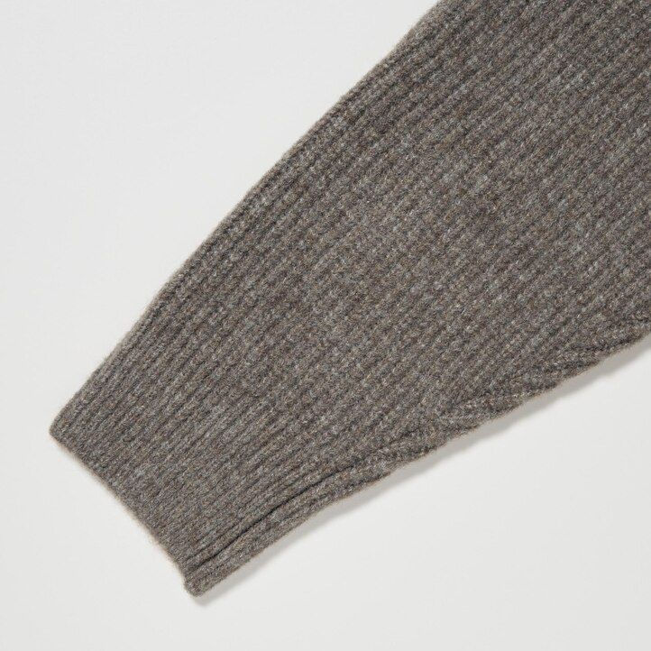 bruna uniqlo souffle garn låg gauge morfarskrage herrtröjor