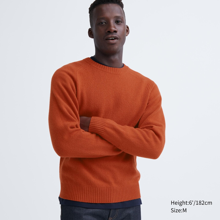 orange uniqlo premium lammullströjor med rund hals för herrar