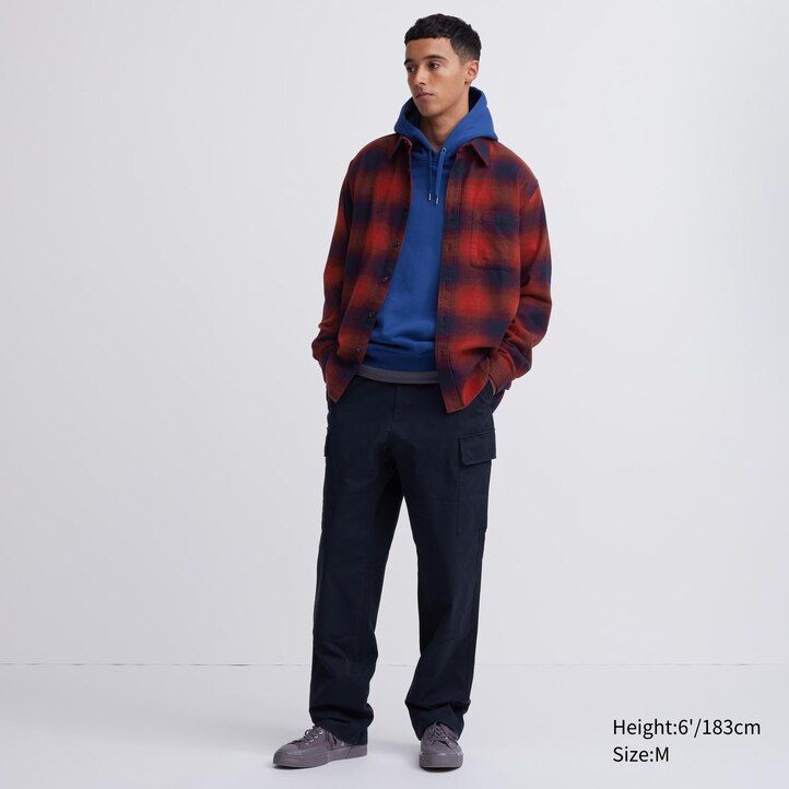 svart herr uniqlo flanellrutig t-shirt med vanlig krage