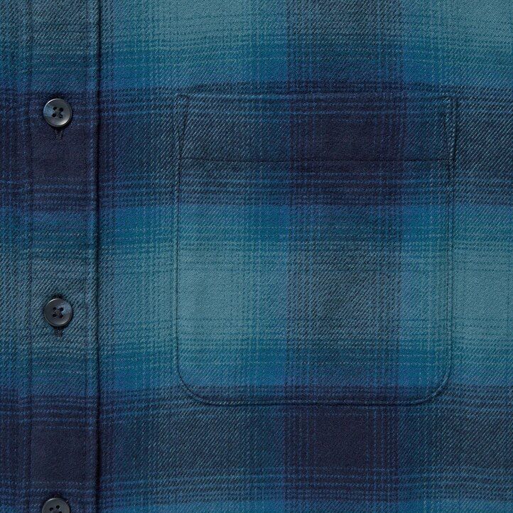 svart herr uniqlo flanellrutig t-shirt med vanlig krage