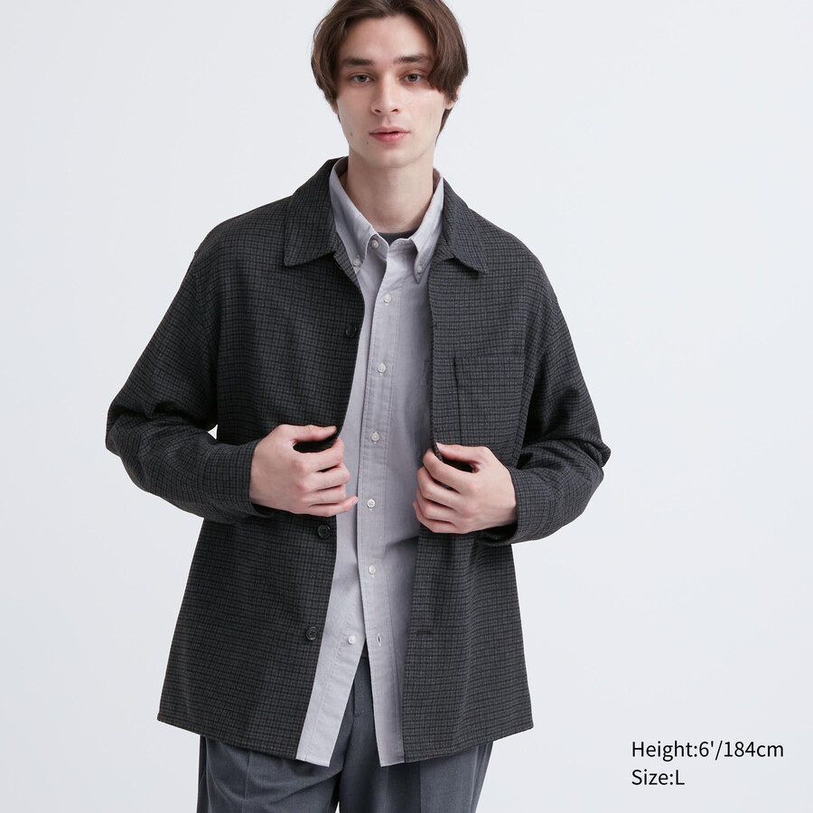 mörkgrå uniqlo herrskjortor i borstad twill med rutiga ärmar
