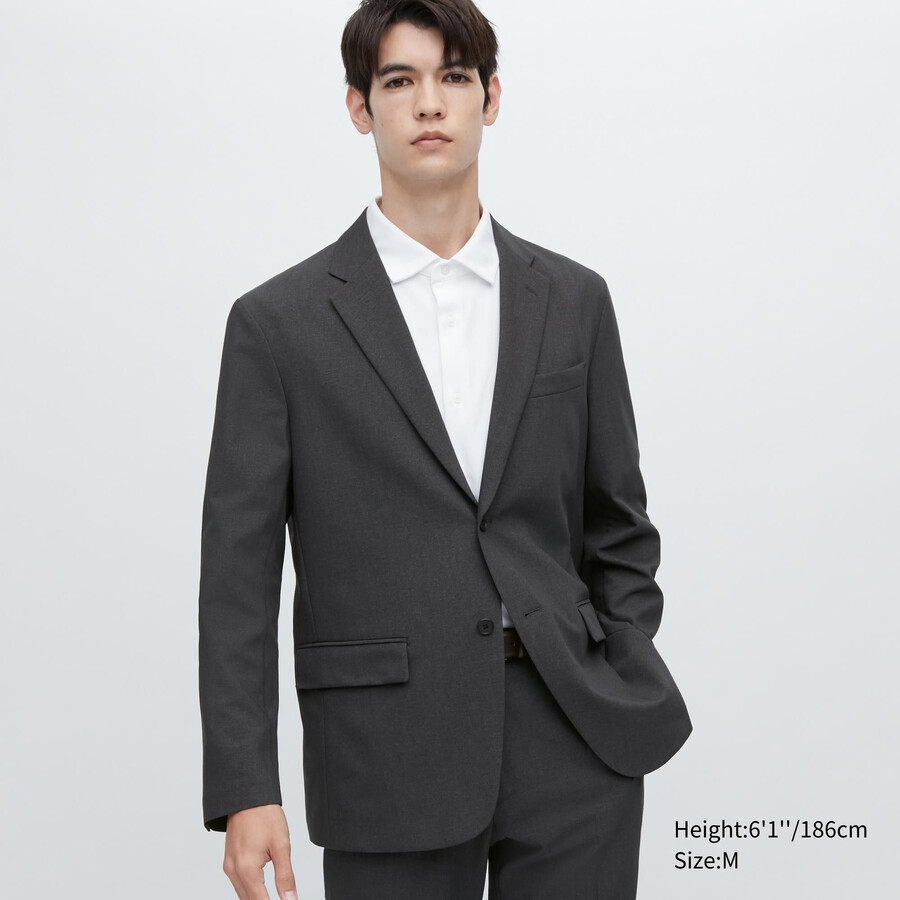 mörkgrå uniqlo airsense ultralätta ullliknande kostymer för män