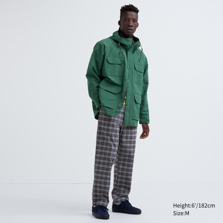 grå uniqlo flanellbyxor med lätt mönster och ankellånga herrbyxor