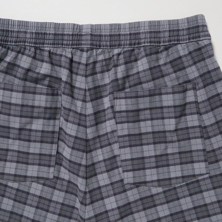 grå uniqlo flanellbyxor med lätt mönster och ankellånga herrbyxor