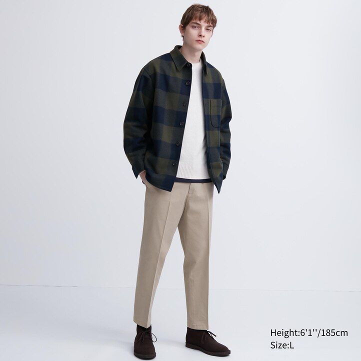 beige uniqlo smart bomullsliknande ankellånga herrbyxor