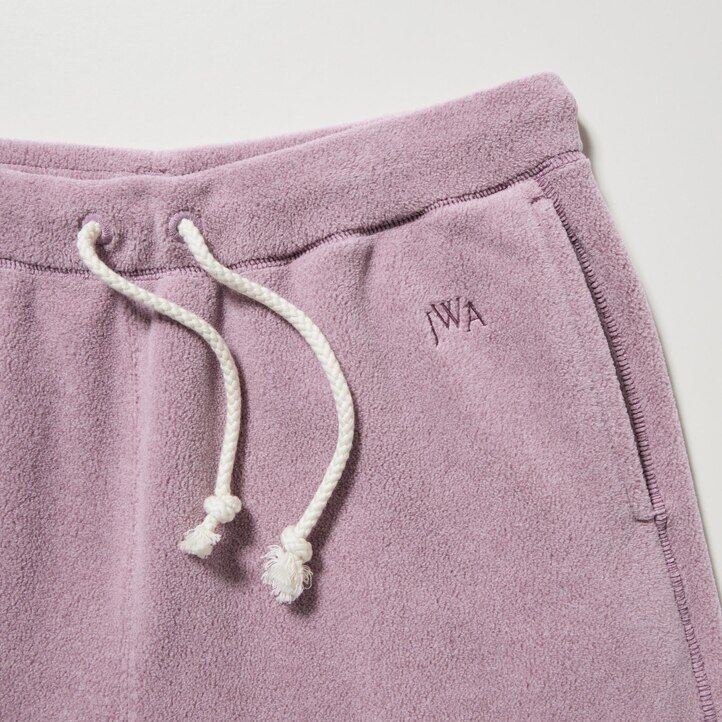 vita uniqlo texturerade jerseybyxor för män