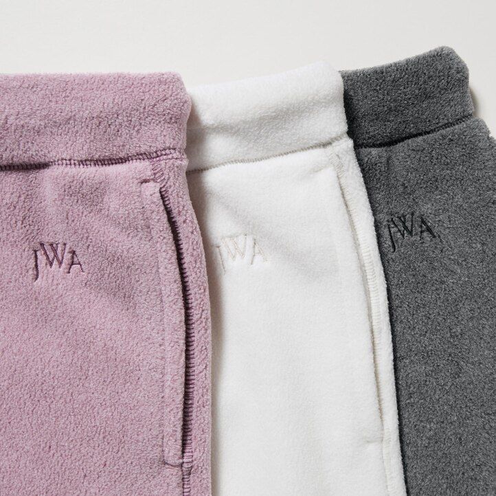 vita uniqlo texturerade jerseybyxor för män