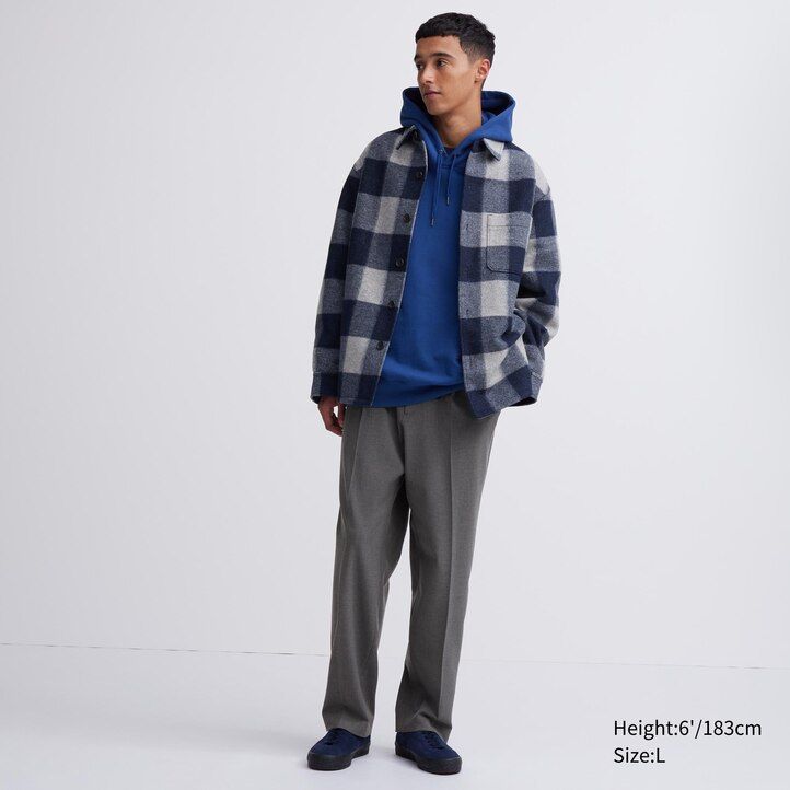 uniqlo plisserade herrbyxor med vida ben beige