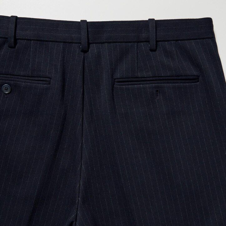 marinblå uniqlo smart randiga ankellånga herrbyxor