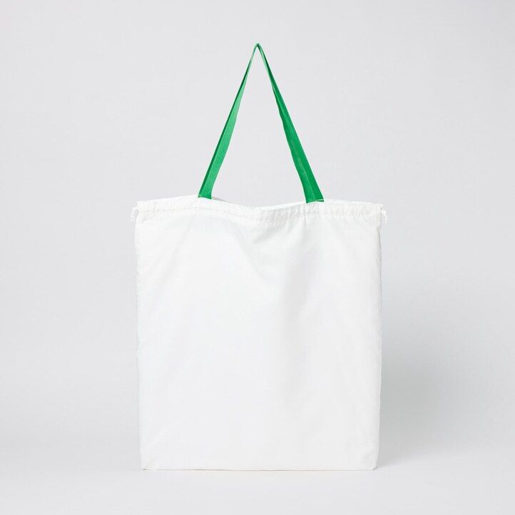 uniqlo doraemon ut recycled pocketable bag damväskor vit