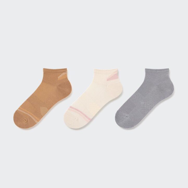 vita uniqlo sports tre par damstrumpor
