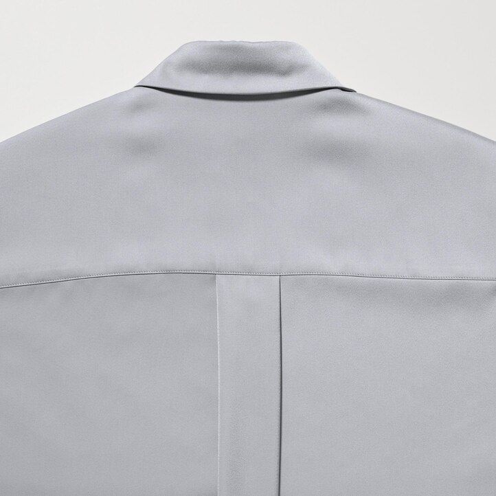 vit uniqlo blus med satinärmar för kvinnor
