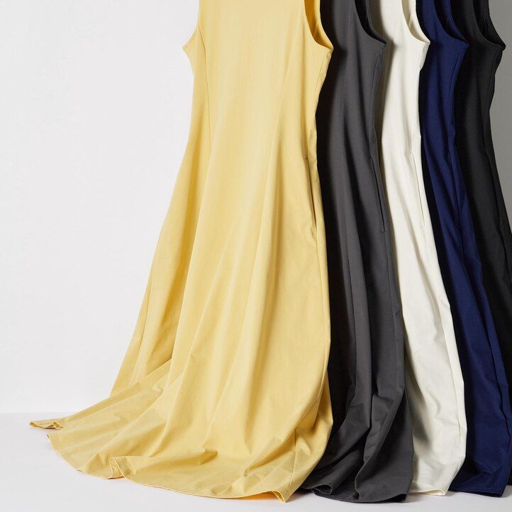 marinblå uniqlo airism ultra stretch Ärmlös klänning för dam