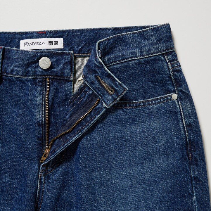 mörkgrå uniqlo slim fit raka jeans för kvinnor