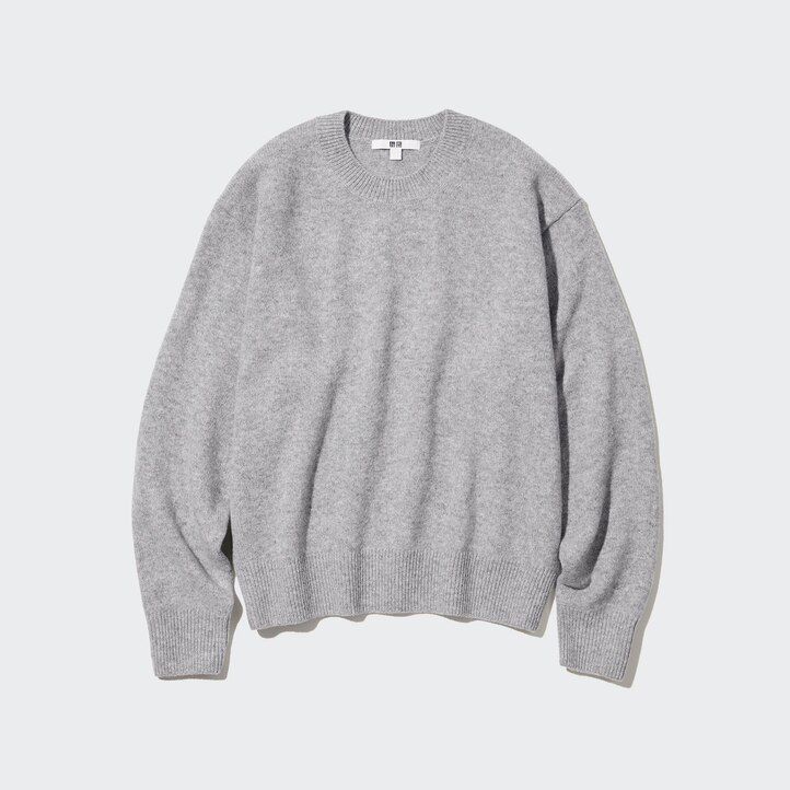 gröna uniqlo premium lammullströjor med rund hals för damer