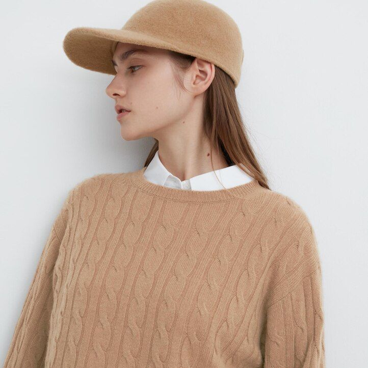 beige uniqlo 100 stickad rundhalsad damtröja med kort passform