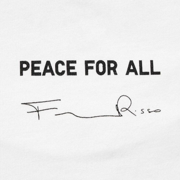 vita uniqlo peace for all graphic francesco risso t-shirts för kvinnor