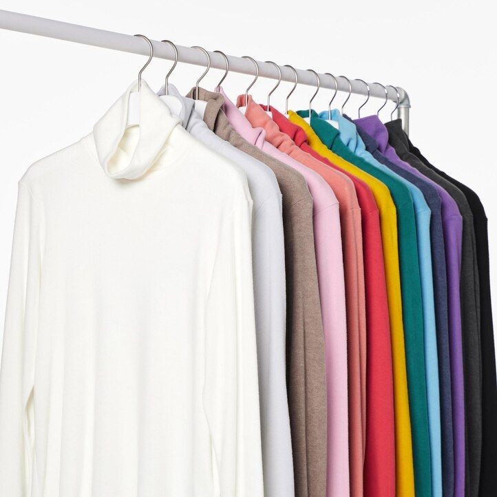 röda uniqlo heattech fleeceärmade termo-t-shirts för dam