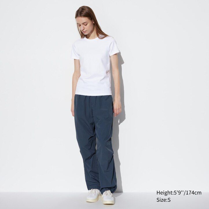uniqlo t-shirts med rund hals och ärmar för kvinnor vita