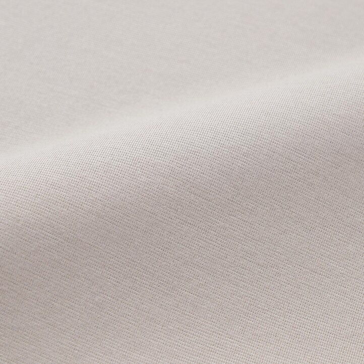 vinröda uniqlo heattech termo-t-shirts med rund halsringning och ärmar för kvinnor